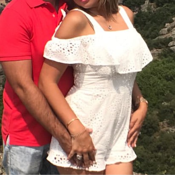 Saks Fifth Avenue White Eyelet Shorts Romper - Picture 3 of 9